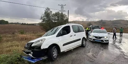 Edirne'de kaçak göçmen operasyonu: 3 kişi yakalandı